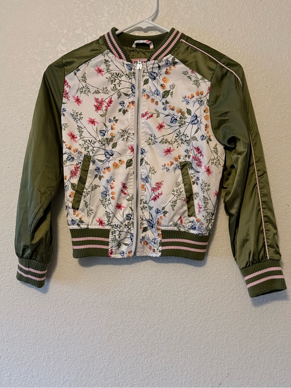 Urban Republic Floral Satin Bomber Jacket in Olive and Cream 0233